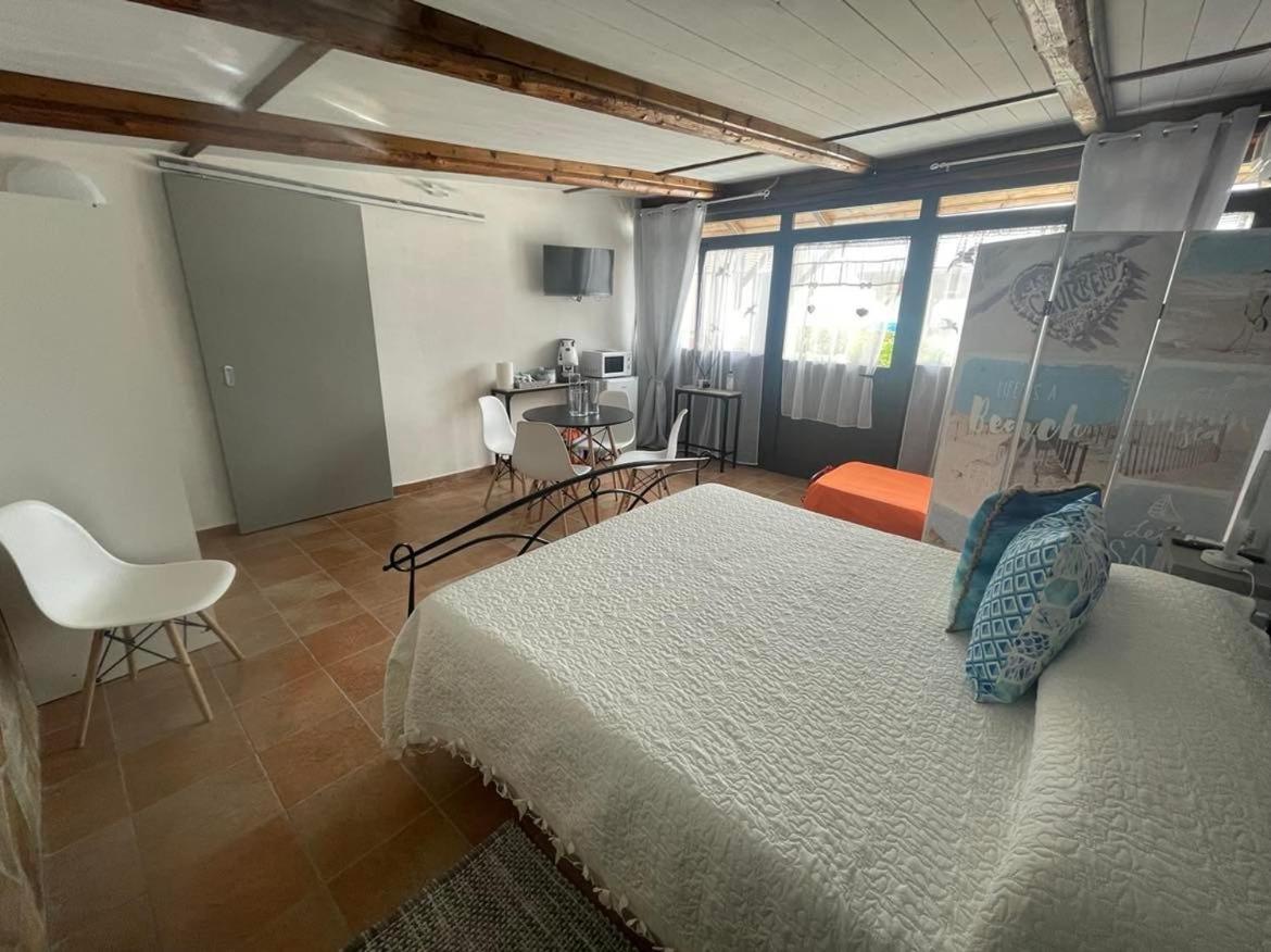 Вілла La Casa Del Sole Altavilla Silentina Номер фото